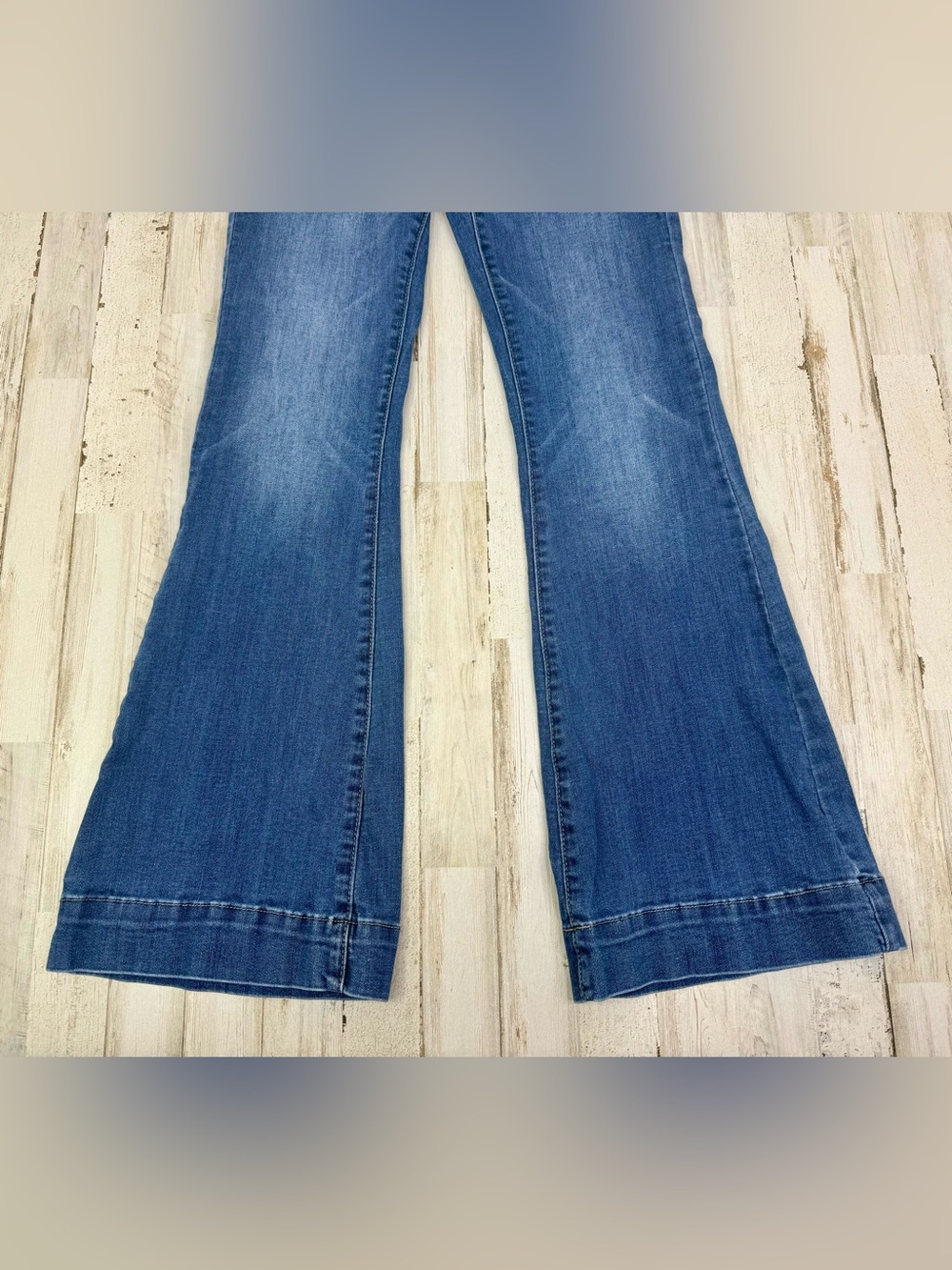 Judy Blue Jeans Womens 3/26 (25x31) Blue Mid Rise Trouser Flare Fit - Picture 3 of 11